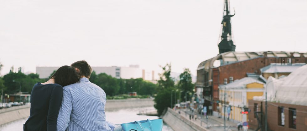 Ways to tell you're in love